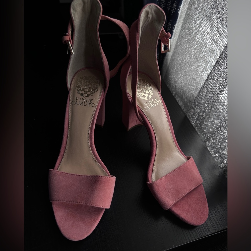 Vince Camuto Corlina Ankle Strap Light Pink Open Toe Sandal size 6.5